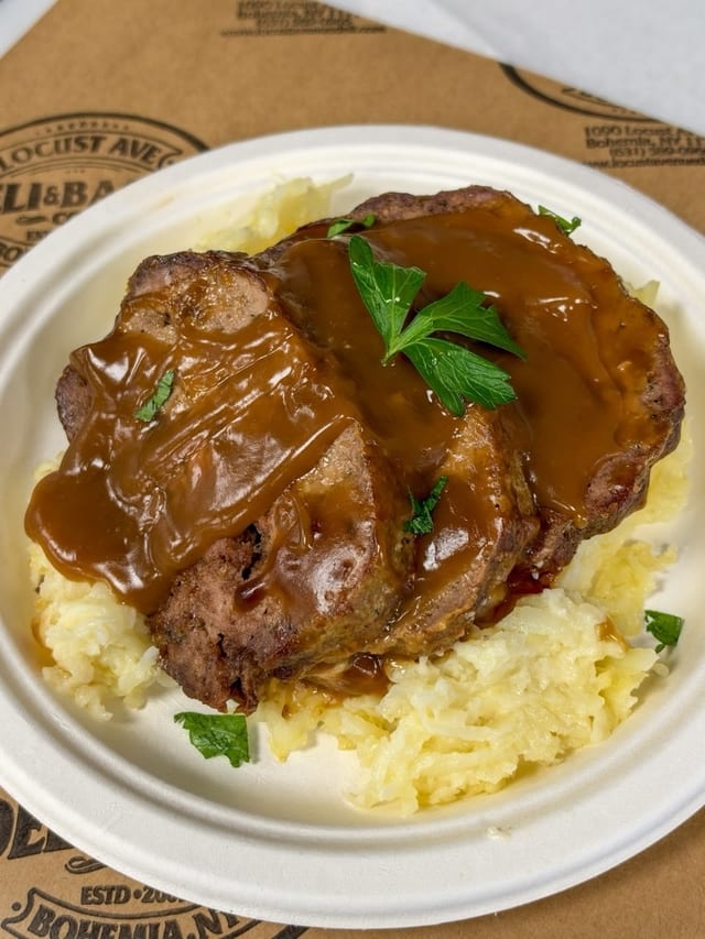 Meatloaf/Chicken Platter.