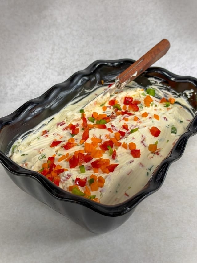 Vegetable cream cheese.